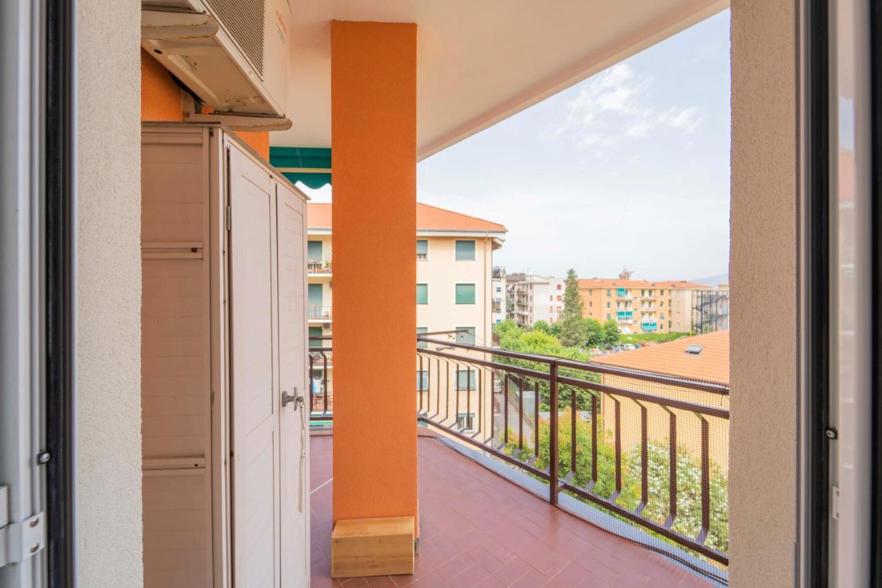193 - Casa Via Della Chiusa - Centralissimo E Vicino Alla Baia Del Silenzio, Spiaggia E Mare 150M - Parcheggio Gratis Incluso E Aria Condizionata Sestri Levante Bagian luar foto